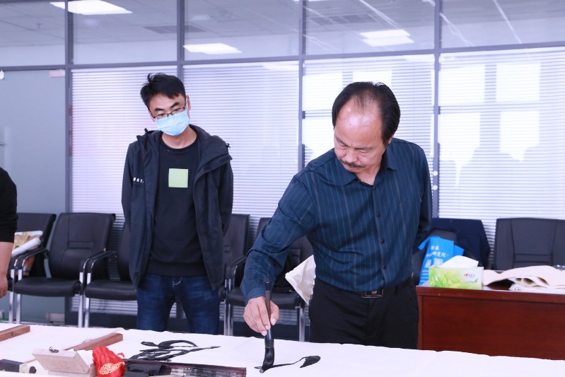 248cc��������(�й���)���޹�˾����