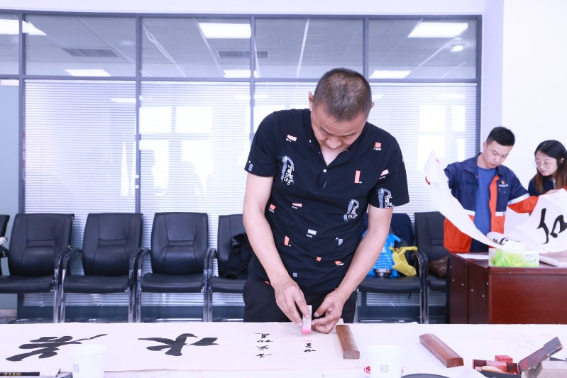 248cc��������(�й���)���޹�˾����